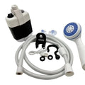 Pratique et facile à installer, cette douche portable USB est idéale pour les voyages en camping-car, van aménagé, caravane ou mobil-home. Elle permet de se doucher en extérieur, rincer du matériel, nettoyer les pattes d’un animal ou laver des accessoires après une sortie.